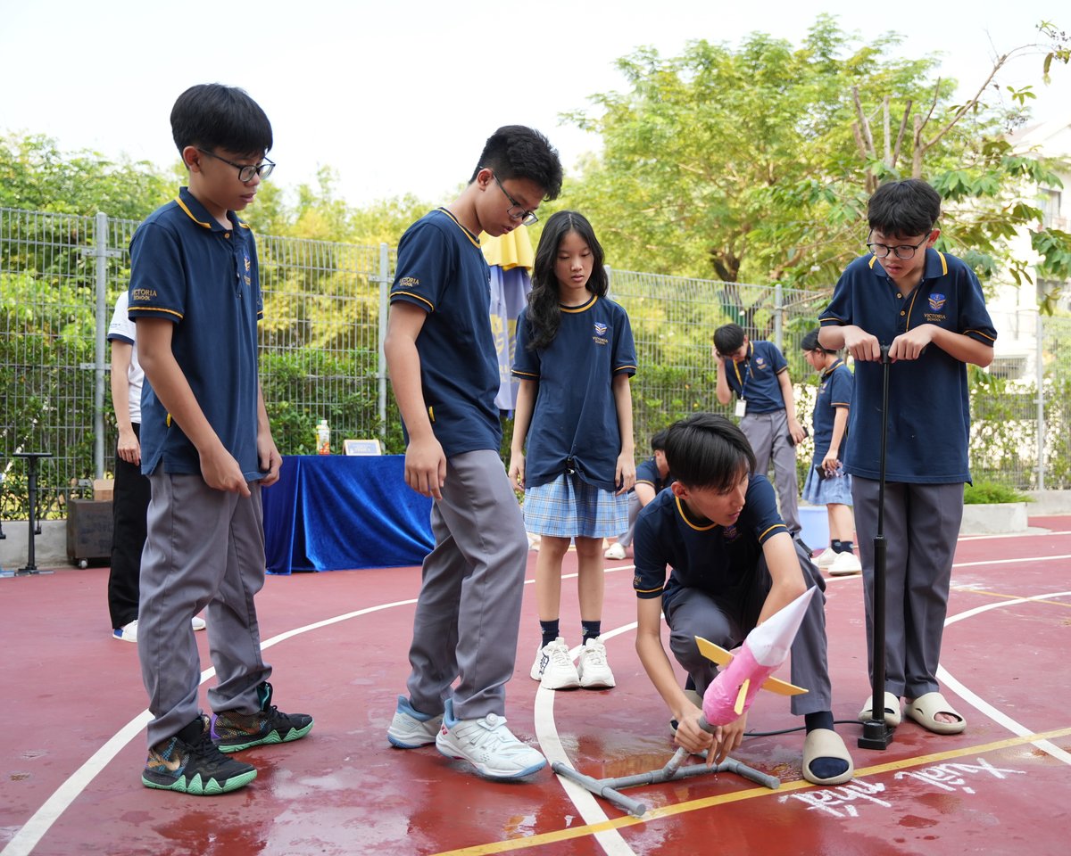 2. Tên lửa nước (4)